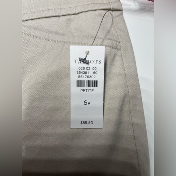 Talbots Women Perfect Short 11” inseam at waist Beige size 6 petite NWT - Picture 8 of 9